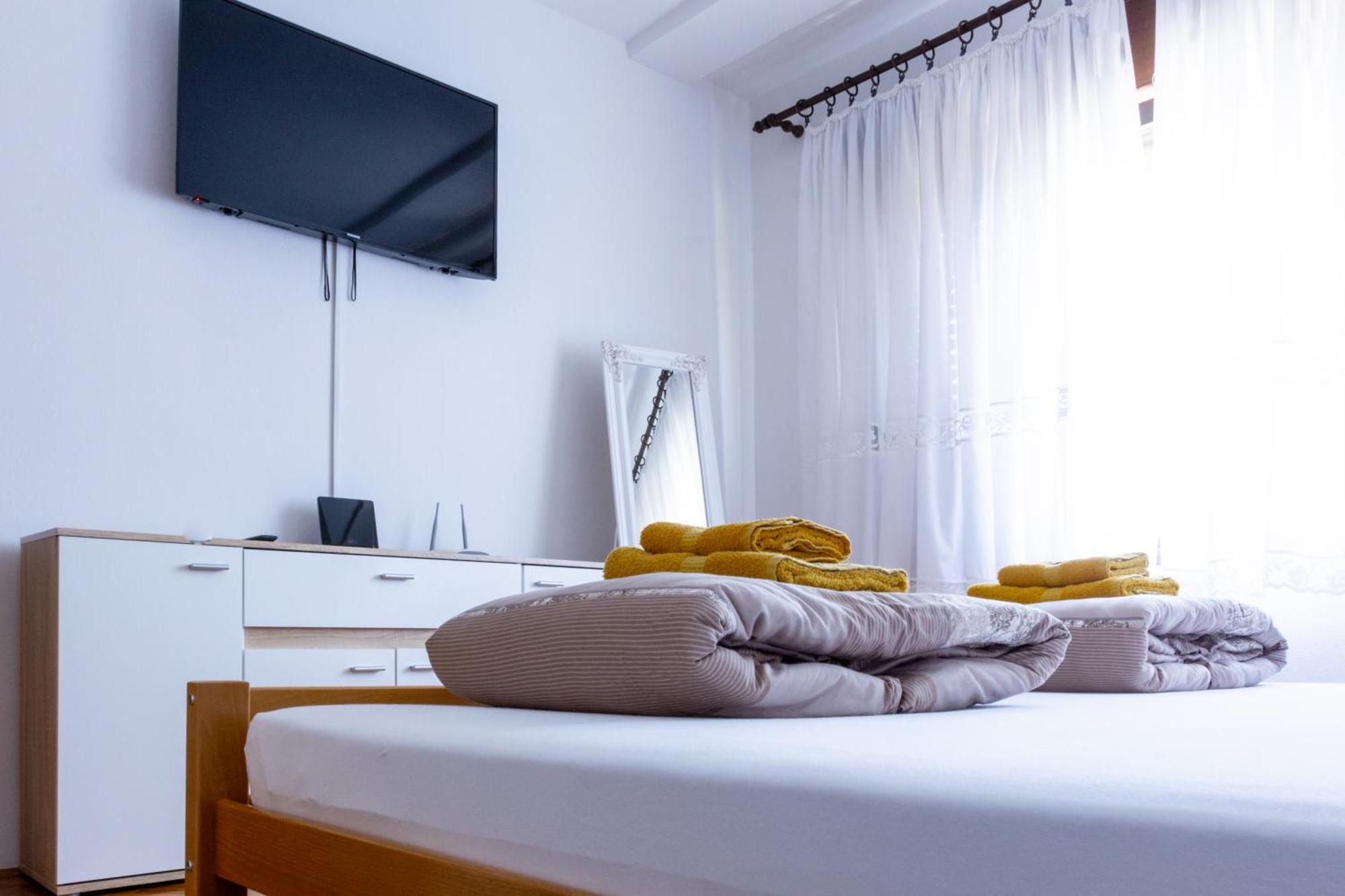 Apartmán Sea View Retreat With 170Mbps Wifi And Sunny Balcony Kastav Exteriér fotografie
