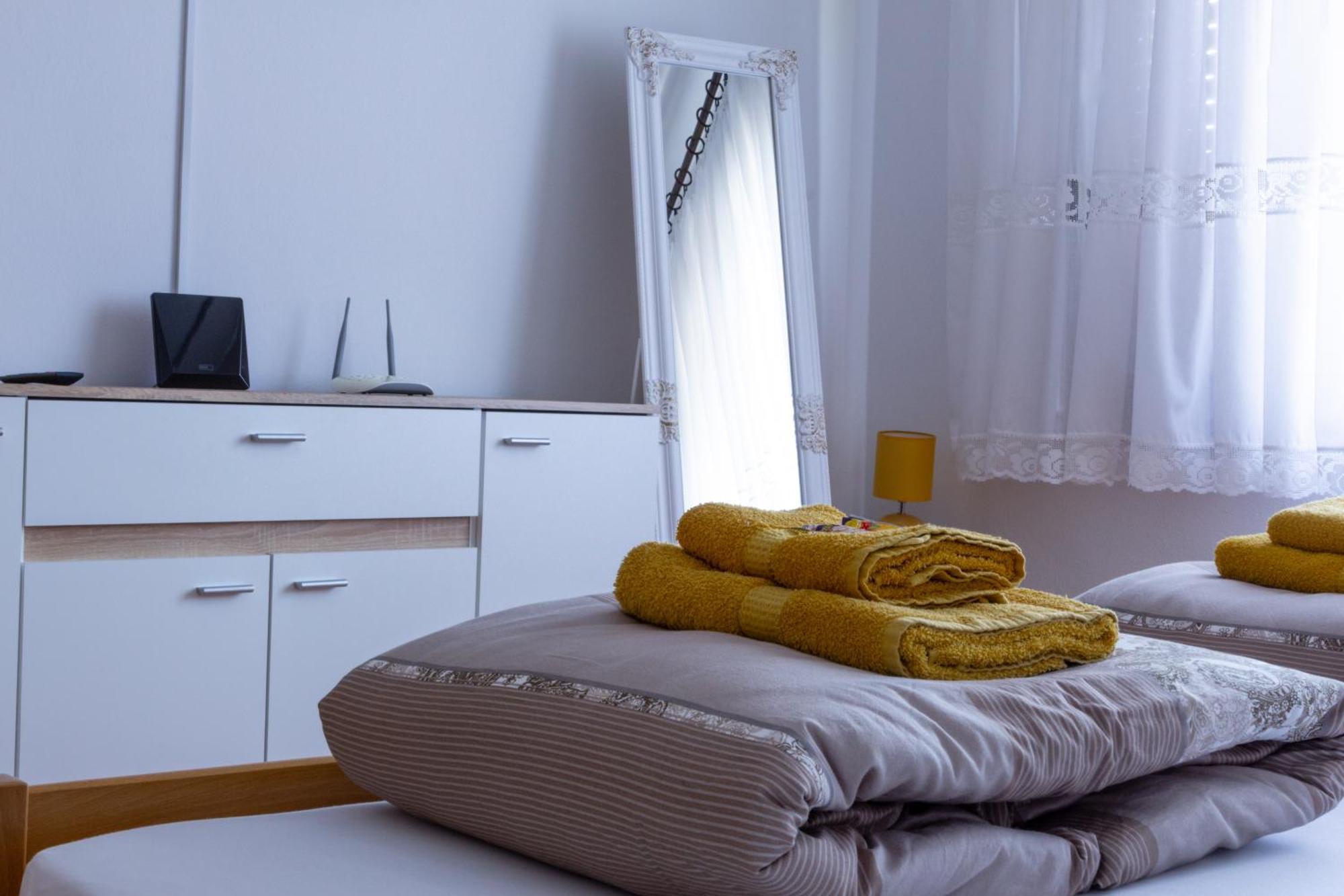 Apartmán Sea View Retreat With 170Mbps Wifi And Sunny Balcony Kastav Exteriér fotografie